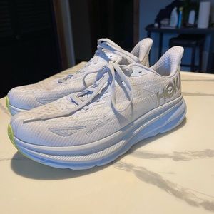 Like New Hoka Clifton 9